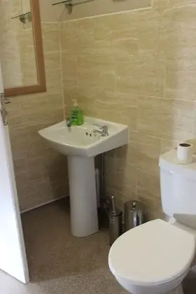 Üç Kişilik Oda (Apartment 3)