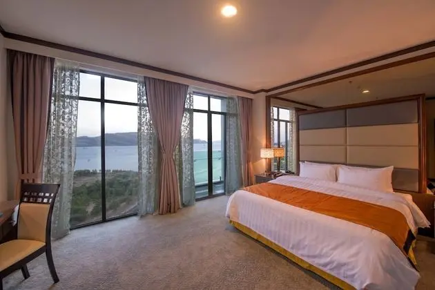 Premier Suite