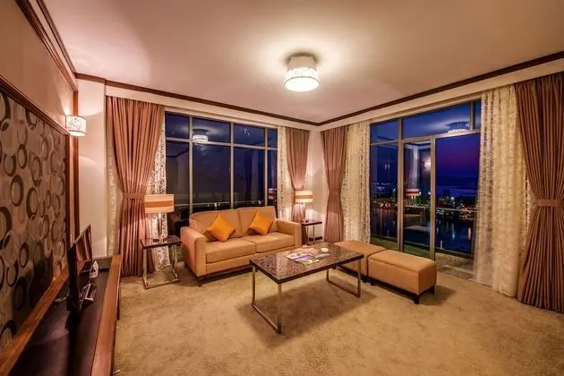 Premier Suite