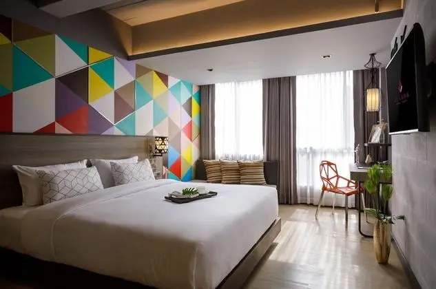 Deluxe Double or Twin Room, Pool Access
