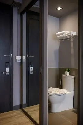 Deluxe Double or Twin Room, Pool Access
