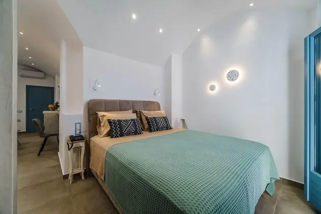 Junior Süit, Deniz Manzaralı (heated private pool)