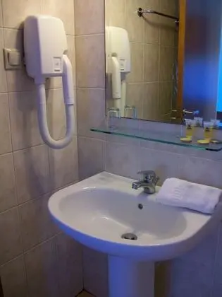 Stüdyo, Bahçe Manzaralı