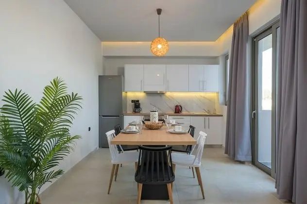 Standard Dubleks, 2 Banyolu, Deniz Manzaralı