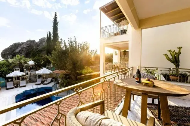 1+1 Daire, Deniz ve Dağ Manzaralı, Balkonlu