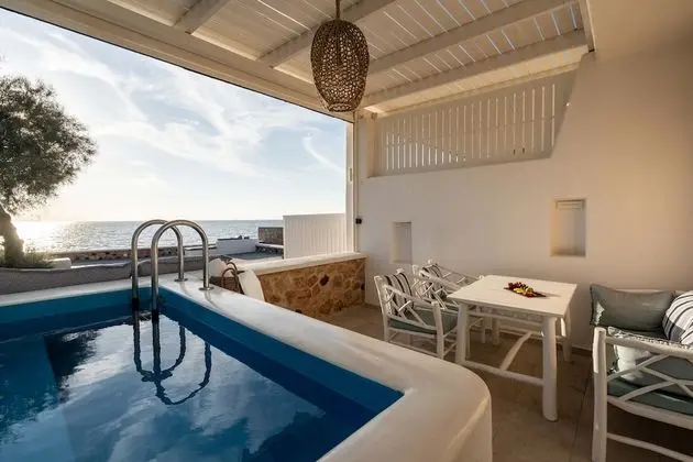 Premier Suite with outdoor private hot tub & beach front