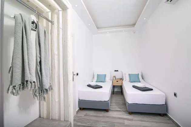 Premier Suite with outdoor private hot tub & beach front
