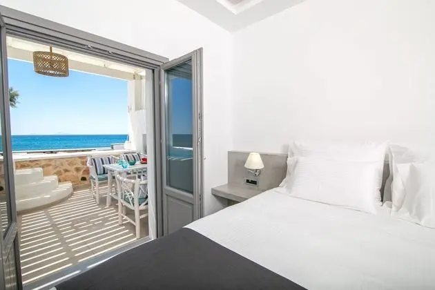 Premier Suite with outdoor private hot tub & beach front