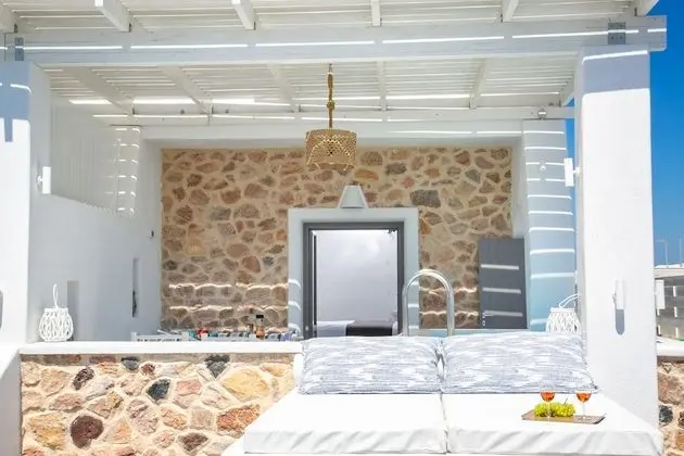 Premier Suite with outdoor private hot tub & beach front