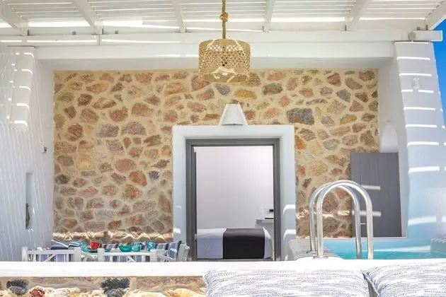 Premier Suite with outdoor private hot tub & beach front
