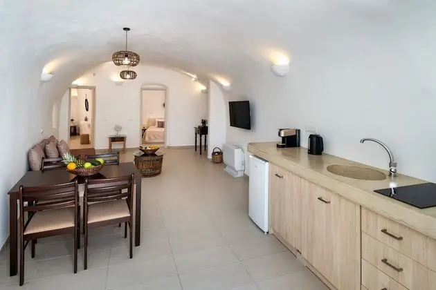 Deluxe Suite with outdoor Hot Tub (Feredini)