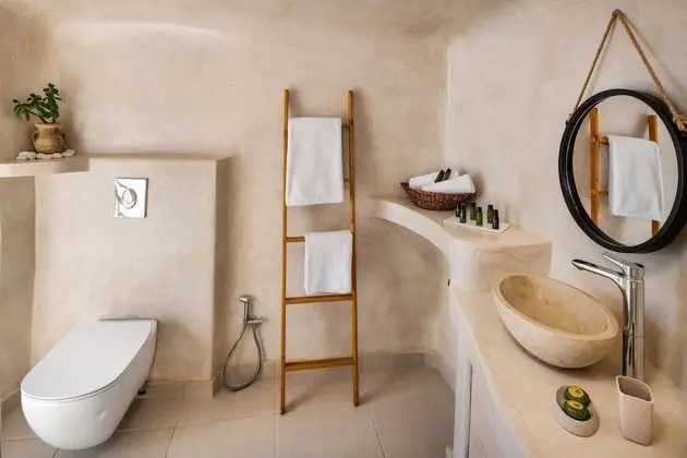 Deluxe Suite with outdoor Hot Tub (Feredini)