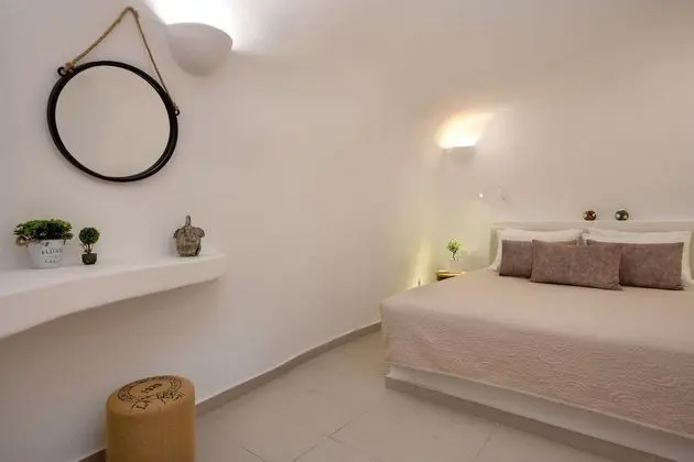 Suite with Indoor Hot Tub (Canava)