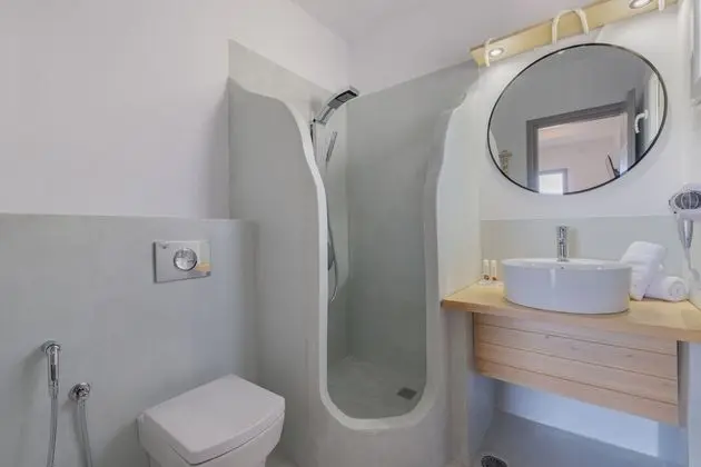 Deluxe Tek Büyük Yataklı Oda, Jakuzi, Deniz Manzaralı