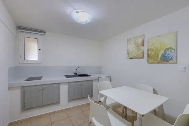 Junior Süit, Havuz Manzaralı (55 sq.m.)