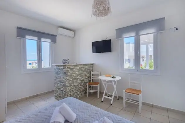 Tek Büyük Yataklı Oda, Kısmi Deniz Manzaralı