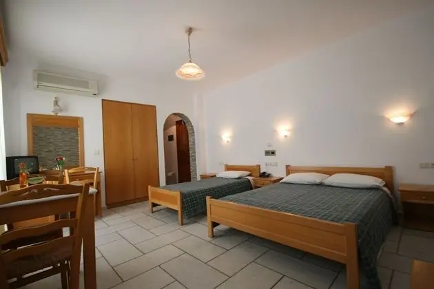 Stüdyo (Triple)