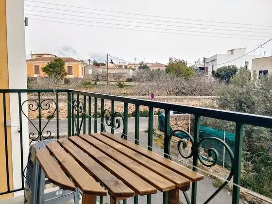 Standard Tek Büyük veya İki Ayrı Yataklı Oda, Balkon