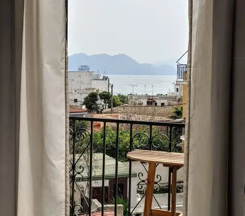 Standard Tek Büyük veya İki Ayrı Yataklı Oda, Balkon