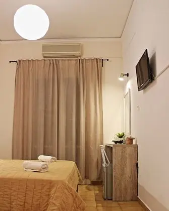Standard Tek Büyük Yataklı Oda, Balkon, Zemin Kat