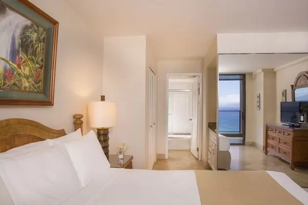 Daire, 1 En Büyük (King) Boy Yatak ve Çekyat, Sigara İçilmez (Direct Ocean Front)
