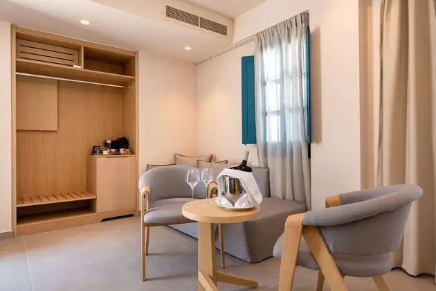 Island Junior Suite