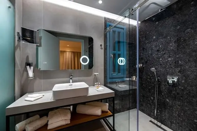 Island Junior Suite