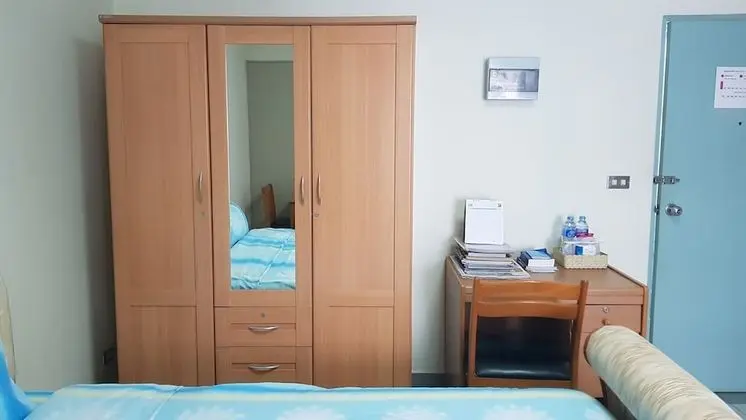 Executive One Room