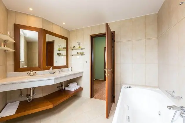 Superior Villa, 6 Yatak Odası