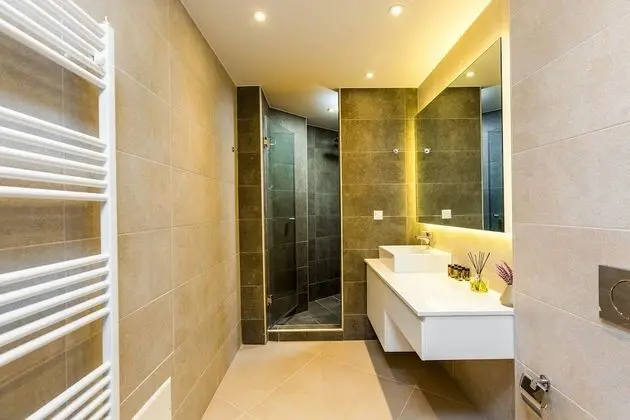 Superior Villa, 6 Yatak Odası