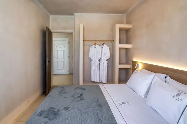 Honeymoon Suite, Sea View & Outdoor Hot Tub