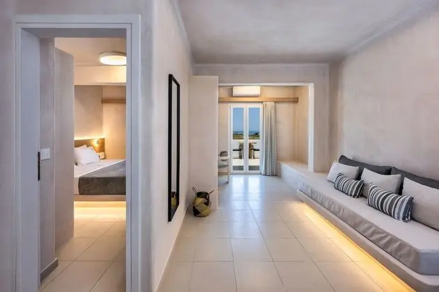 Honeymoon Suite, Sea View & Outdoor Hot Tub