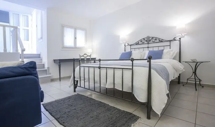 Aelia Villa