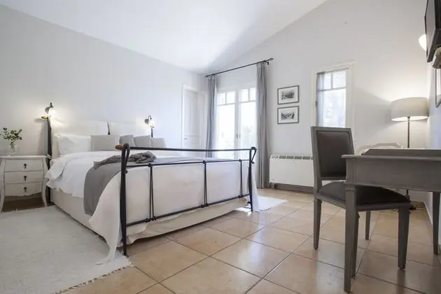 Aelia Villa