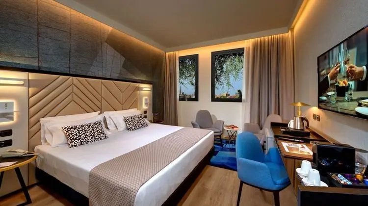 Deluxe Büyük Yataklı Tek Kişilik Oda, Şehir Manzaralı