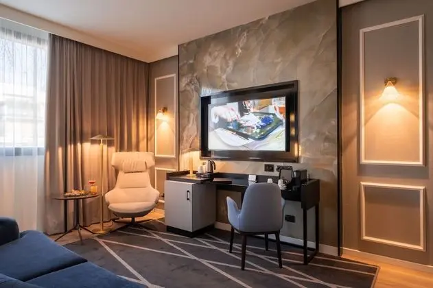 Executive junior suite