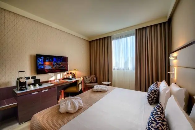 Panoramic Büyük Yataklı Tek Kişilik Oda