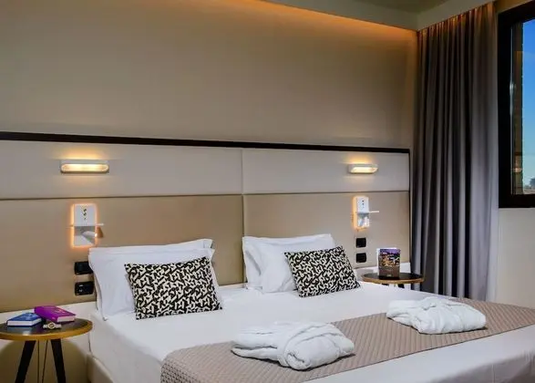 Panoramic Büyük Yataklı Tek Kişilik Oda