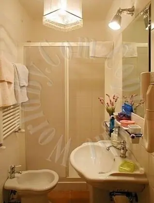 Romantic Tek Büyük Yataklı Oda