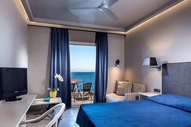 Tek Büyük Yataklı Oda, Deniz Manzaralı