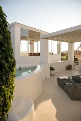 Grand Süit (Outdoor Jacuzzi)