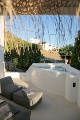 Grand Süit (Outdoor Jacuzzi)