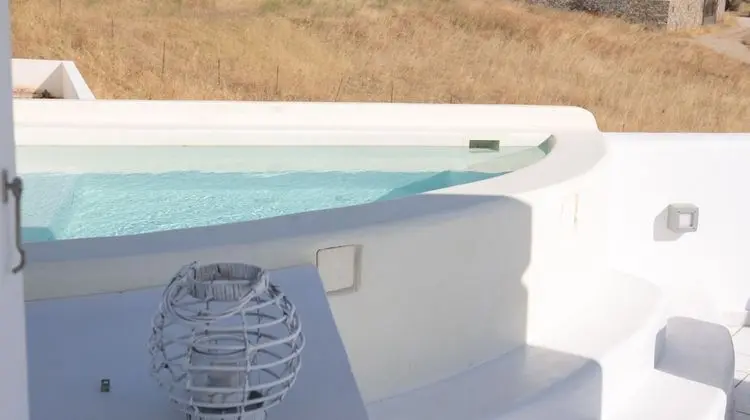 Superior Villa, Deniz Manzaralı (Outdoor Jacuzzi)