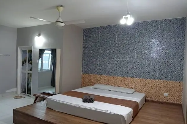 Deluxe Tek Büyük Yataklı Oda