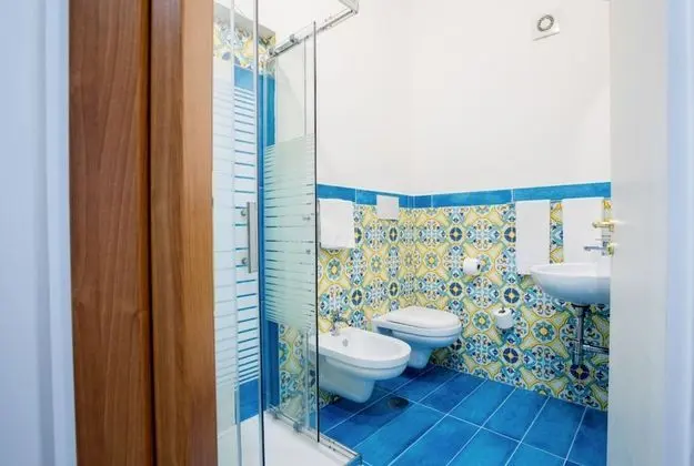 Standard Tek Büyük veya İki Ayrı Yataklı Oda, Deniz Manzaralı