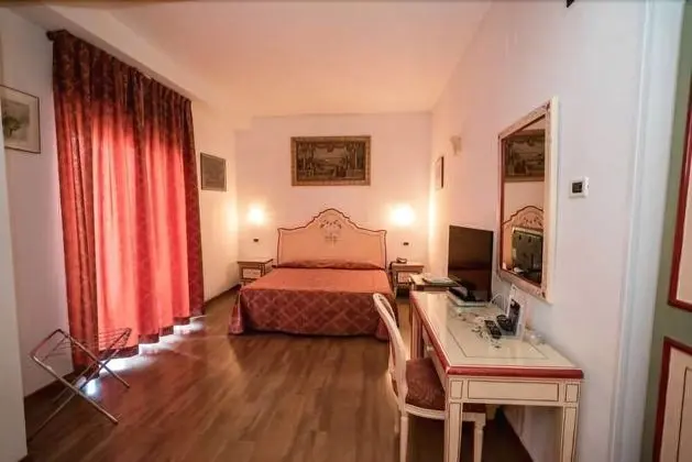 Superior Tek Büyük veya İki Ayrı Yataklı Oda, Balkon, Deniz Manzaralı
