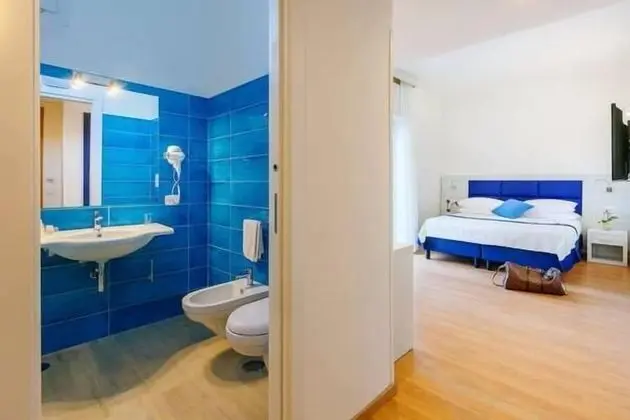 Superior Tek Büyük veya İki Ayrı Yataklı Oda, Balkon, Deniz Manzaralı