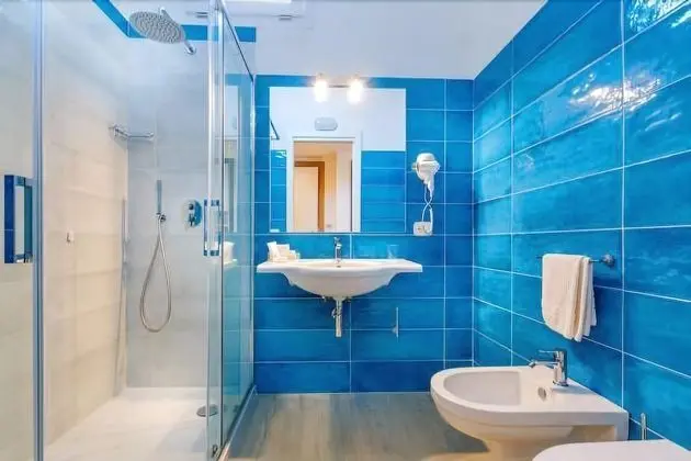 Superior Tek Büyük veya İki Ayrı Yataklı Oda, Balkon, Deniz Manzaralı
