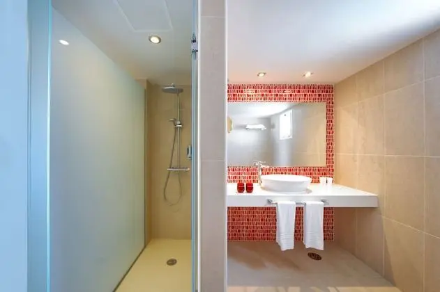 Basic Tek Büyük Yataklı Oda, Balkon