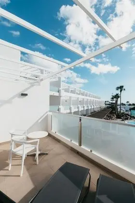 Junior Suite Select